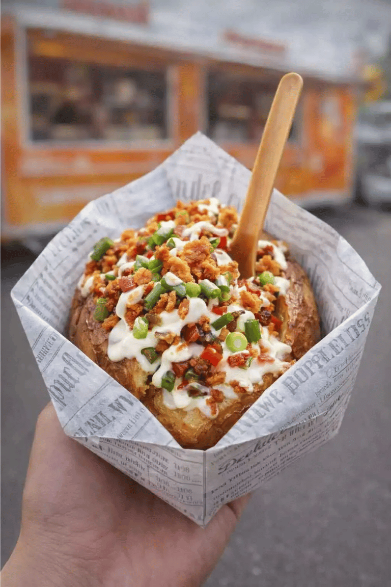 Täidetud ahjukartul TwistSnacks food truckist